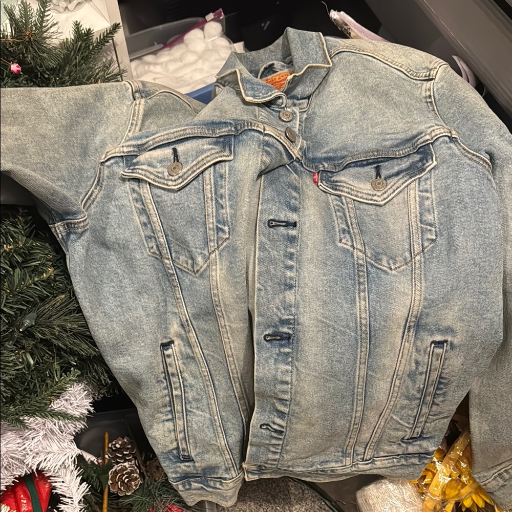 Levi's Light Wash Denim Jacket